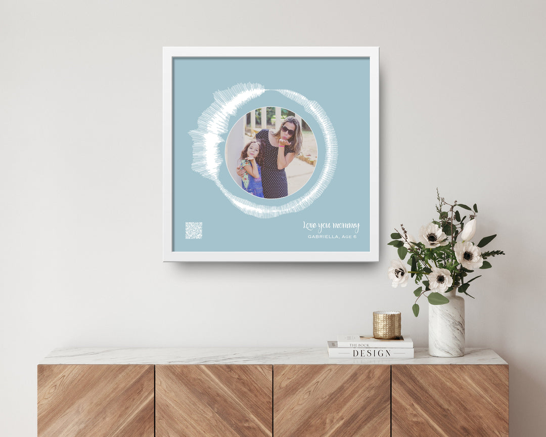 Circular Voice Recording & Photo Gift for Mom